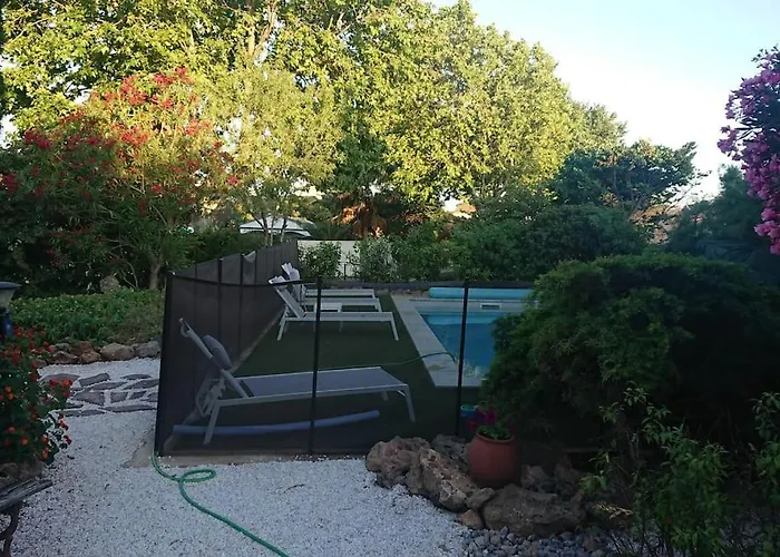 Grande Entierement Renovee Avec Piscine Pinet (Herault)