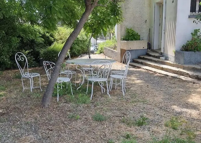 Villa Grande Entierement Renovee Avec Piscine