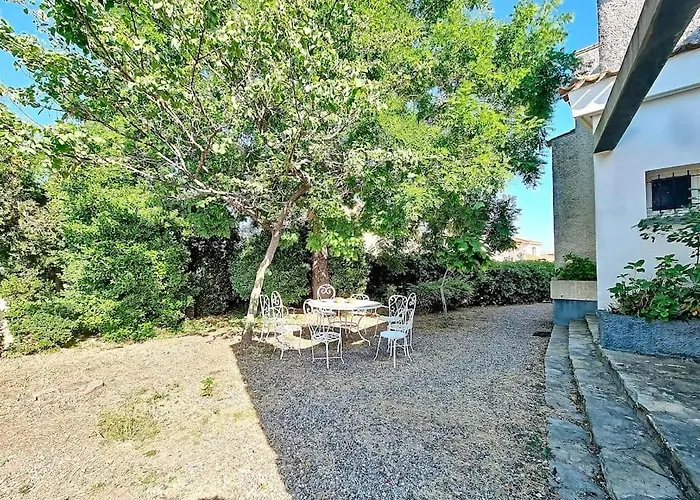 Grande Entierement Renovee Avec Piscine Pinet (Herault)
