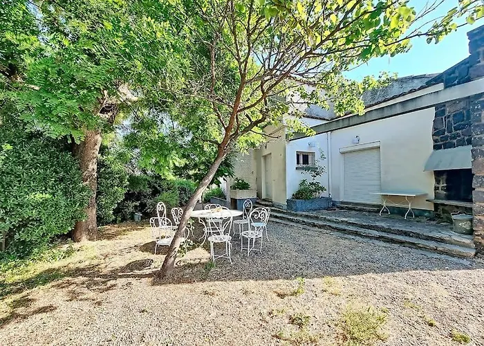 Grande Entierement Renovee Avec Piscine Villa *